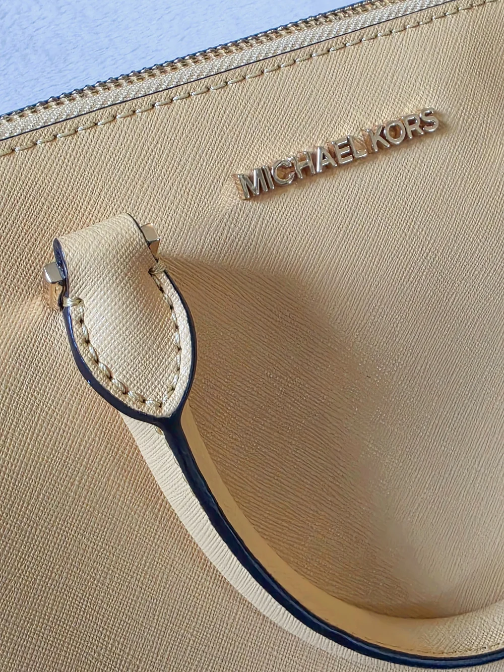 Michael Kors Yellow Idina Saffiano Leather Crossbody Purse Gold Hardware NWOT